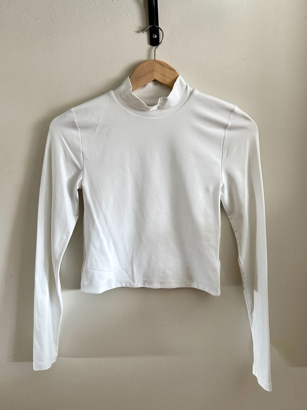 Babaton Contour Mockneck Longsleeve
